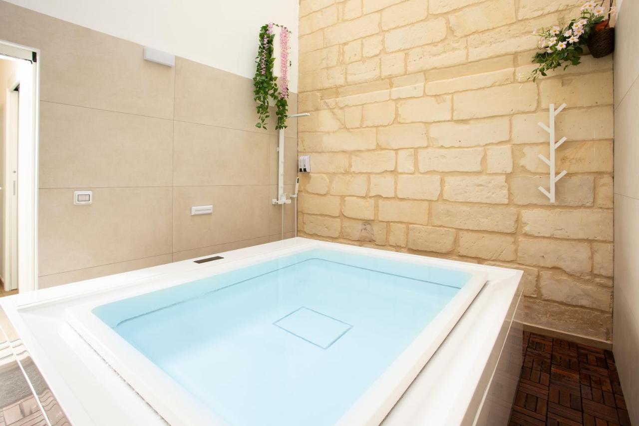 Don Carlo Suite Relais Free Parking - Lecce Selection エクステリア 写真