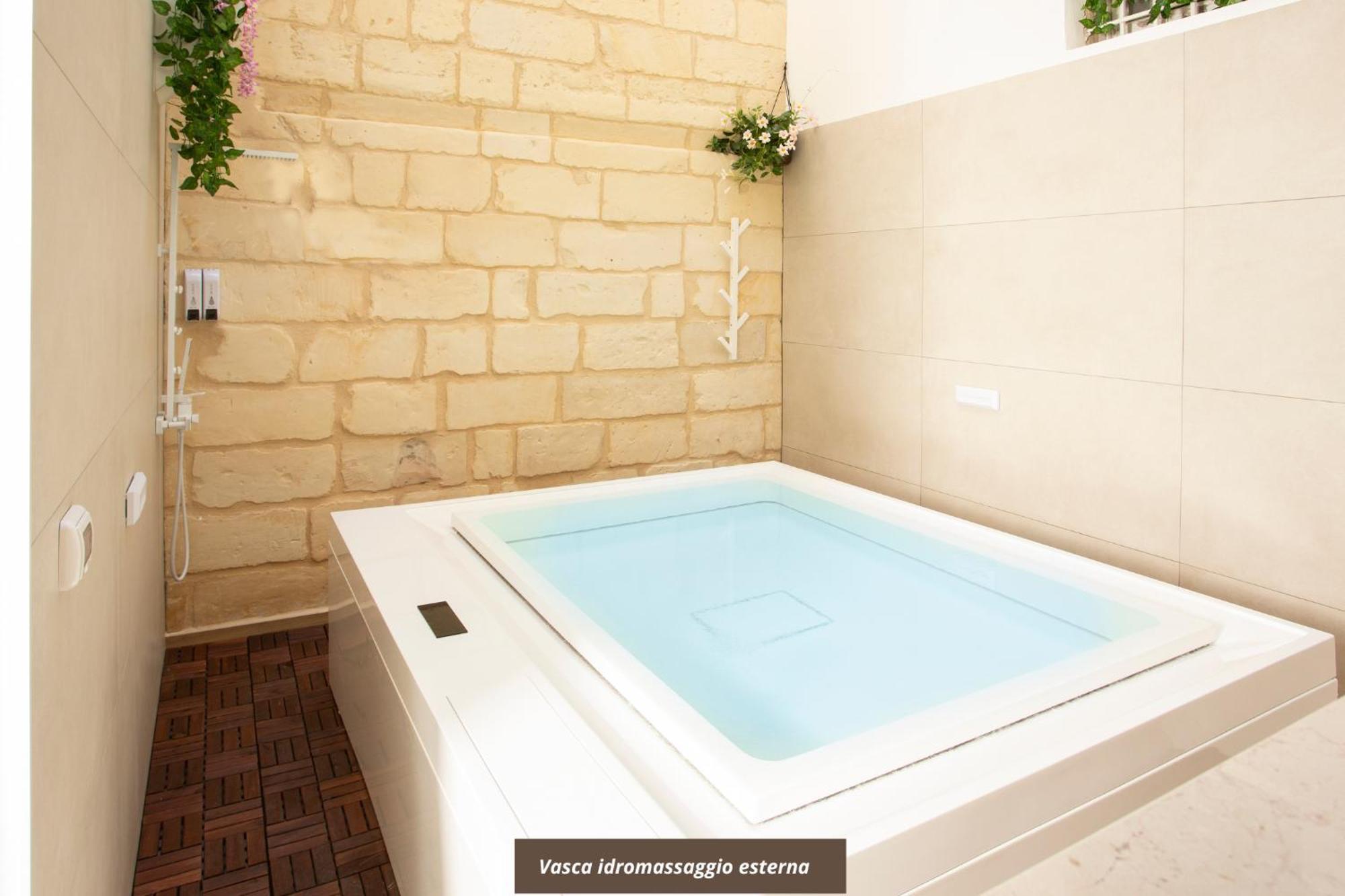 Don Carlo Suite Relais Free Parking - Lecce Selection エクステリア 写真